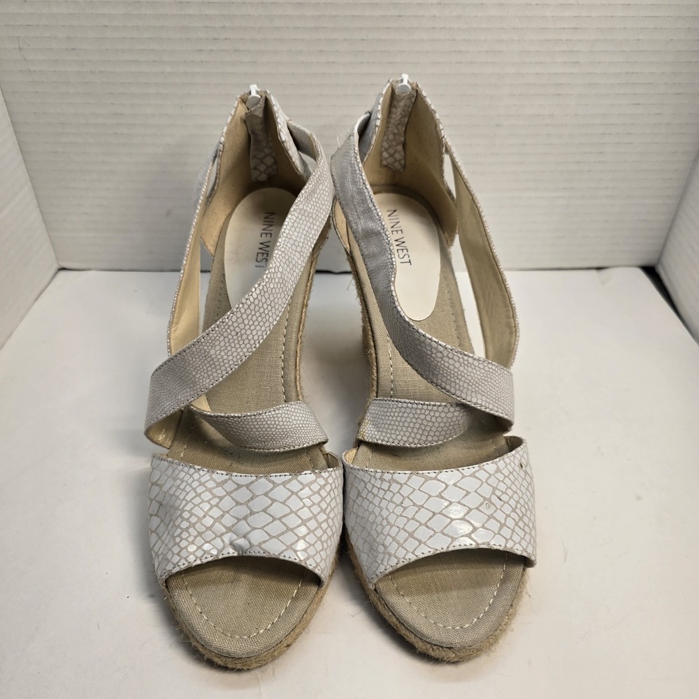 Nine West Womens White Snakeskin Espadrille Wedge Sandals Back Zip Size 10